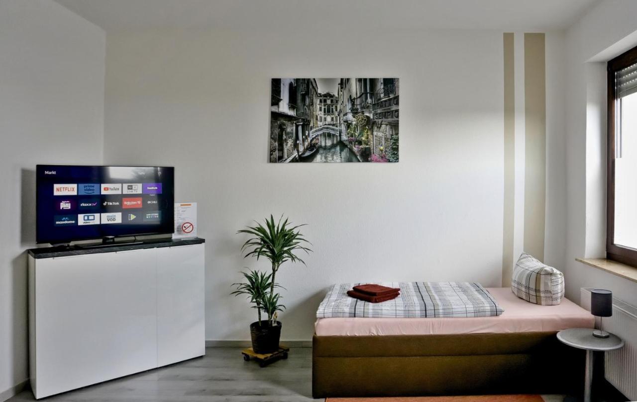 Wohnung Fuer 1 Bis 3 Personen 졸링겐 외부 사진